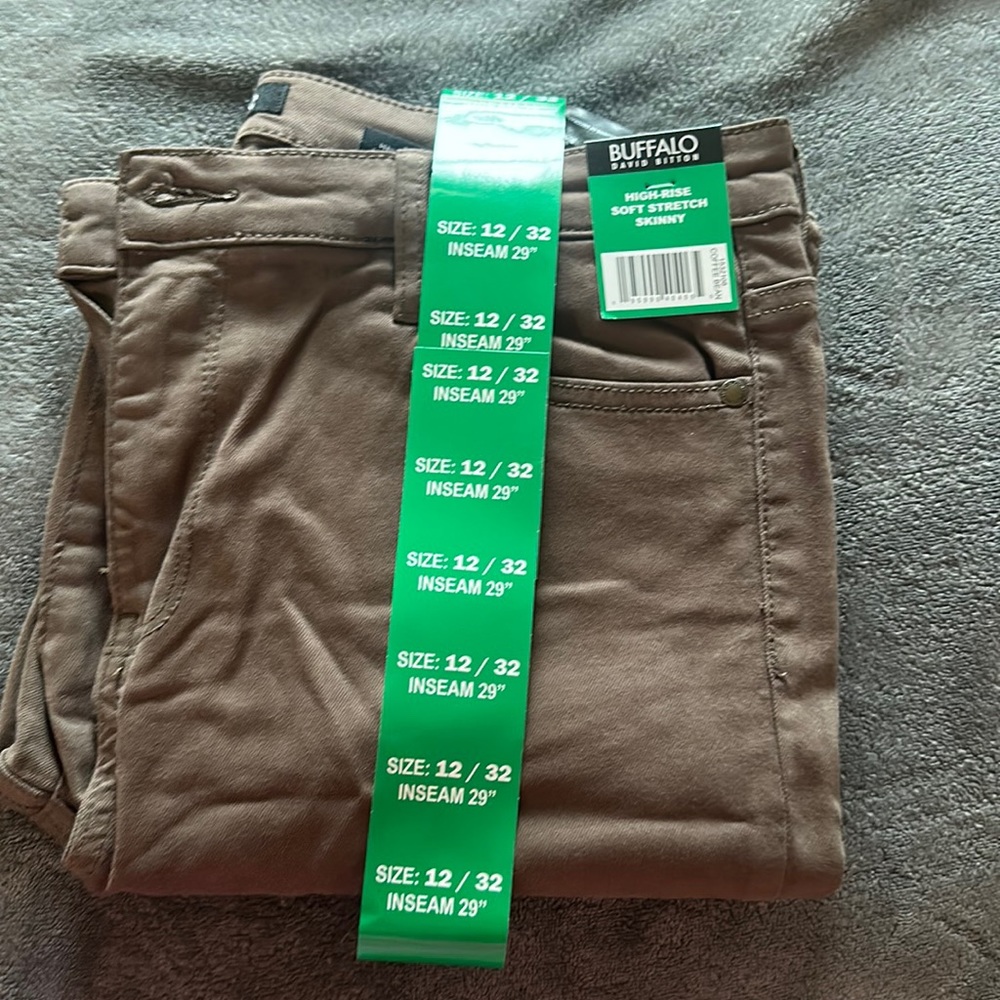 Brand new never worn Buffalo David Bitton jeans